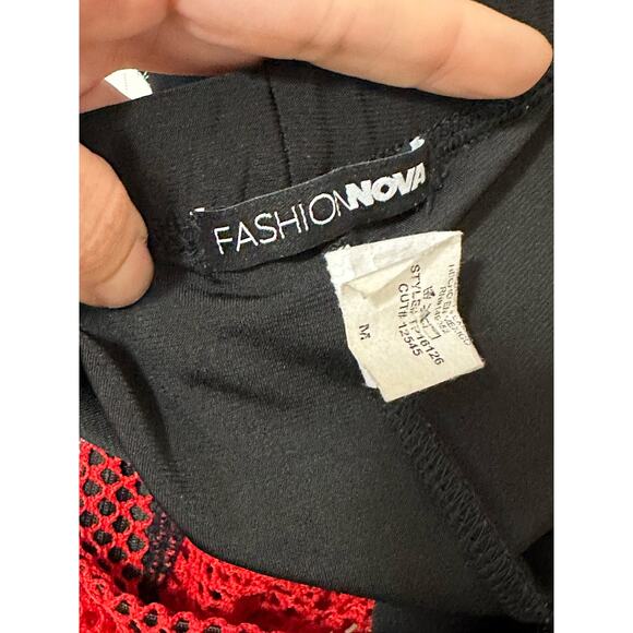 Fashion Nova black red mesh detail pull on shorts size M - Picture 3 of 7